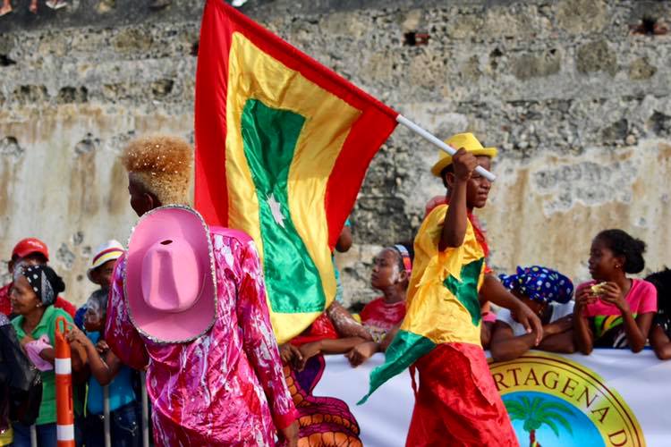 Cartagena resonó con el desfile folclórico de las Fiestas de Independencia  - Primicia.com.co