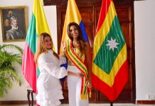 Gestora Social del Distrito impone banda de Señorita Cartagena a Nathalia Blanco Natalia-Blanco-Mathieu.