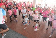 El IDER y el DADIS se visten de rosa apoyando la lucha contra el cáncer de mama ider-cartagena