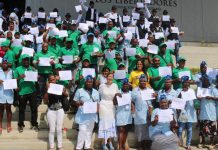 150 prestadores de servicios turísticos de Cartagena se graduaron en talleres de ciudad corpoturismo