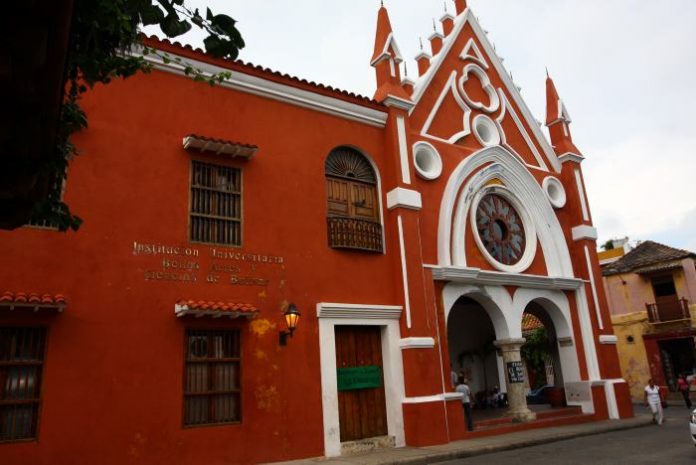 Institución-Universitaria-de-Bellas-Artes-y-Ciencias-de-Bolívar